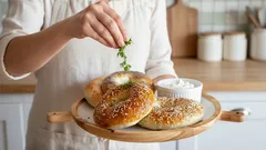 Proč jsou domácí bagely lepší než ty z obchodu a jak je připravit. Velmi jednoduchý recept