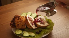 Tajný recept na kuřecí roládu z trouby, který překvapí celou rodinu jako poprvé